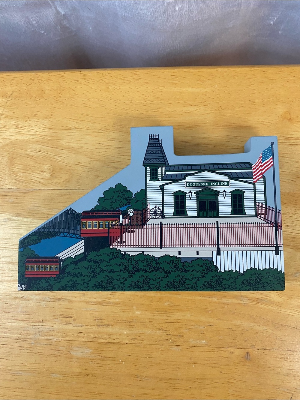 Vintage 1997 Hometowne Collectibles Pittsburgh Duquesne Incline Shelf Sitter